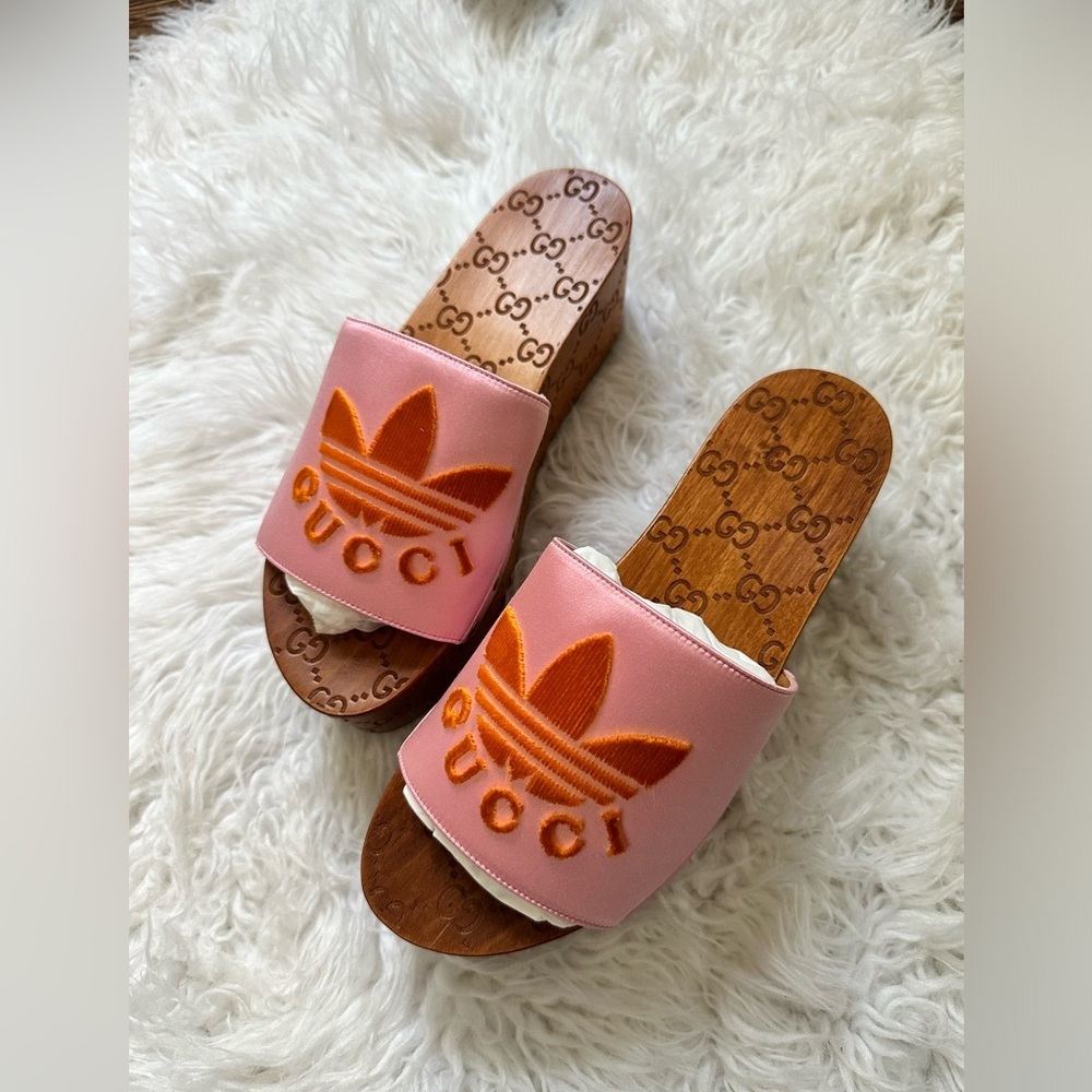 Gucci & Adidas collab clogs - Picture 2 of 7